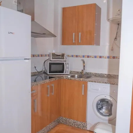 Tranquilos Con Aparcamiento Y Cerca De Las Playas De Conil - Es-180-33 Apartment *